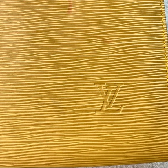 Vintage Louis Vuitton Yellow Epi Leather Pochette Clutch Bag - Picture 3 of 15